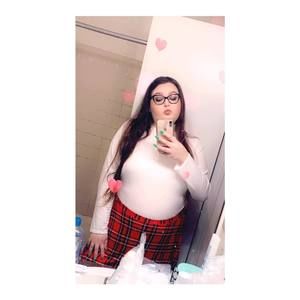 Meet your Posher, Jade